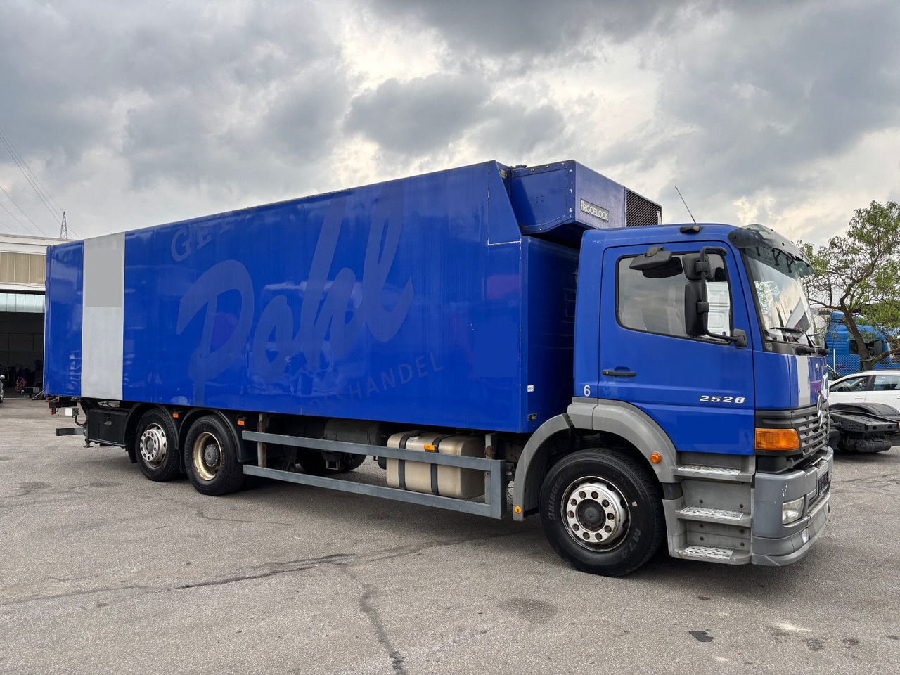 Mercedes-Benz 2528 L LBW/Klima/Frigoblock - Truk berpendingin: gambar 3 Mercedes-Benz 2528 L LBW/Klima/Frigoblock - Truk berpendingin: gambar 3