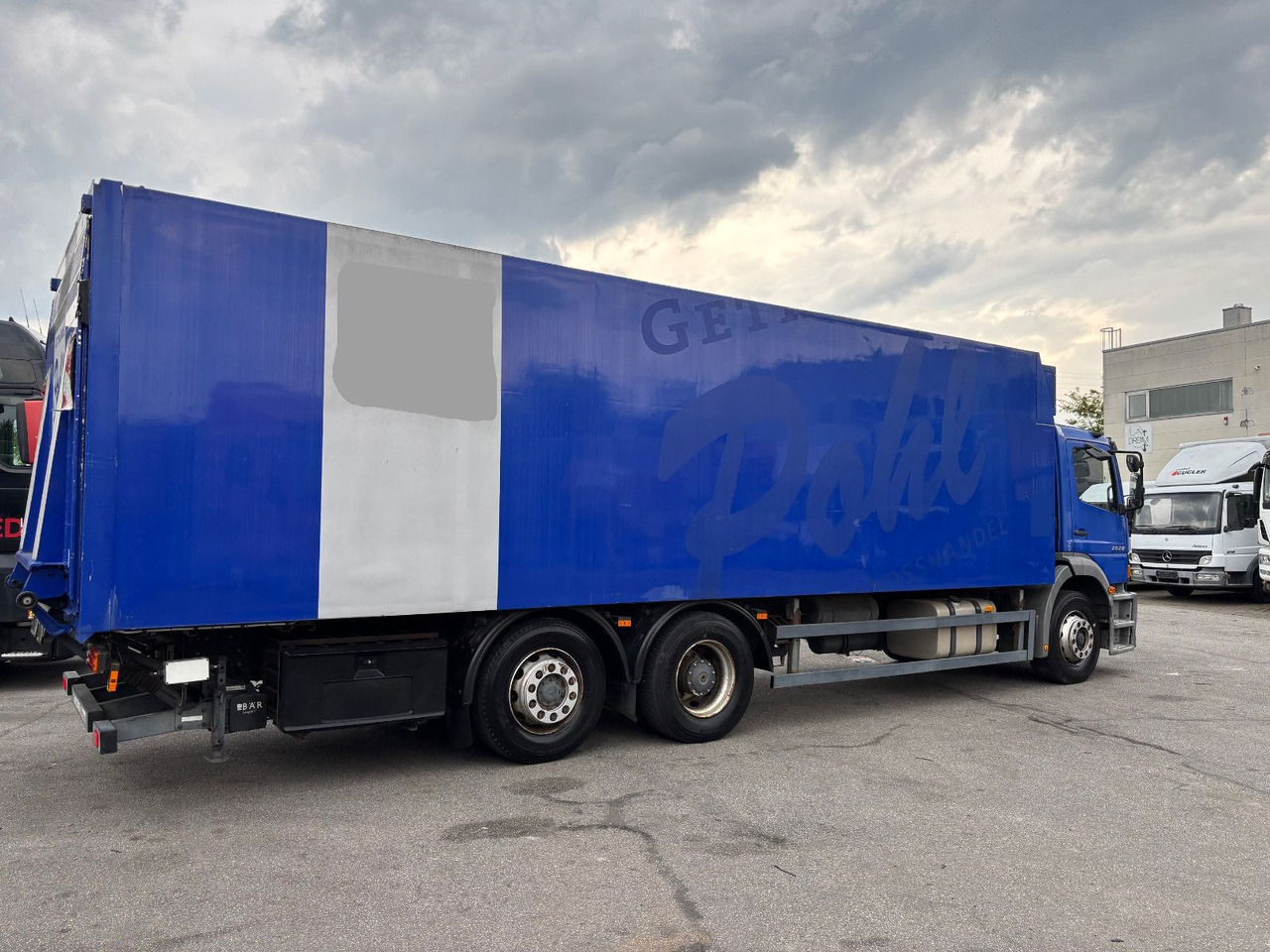 Mercedes-Benz 2528 L LBW/Klima/Frigoblock - Truk berpendingin: gambar 5 Mercedes-Benz 2528 L LBW/Klima/Frigoblock - Truk berpendingin: gambar 5
