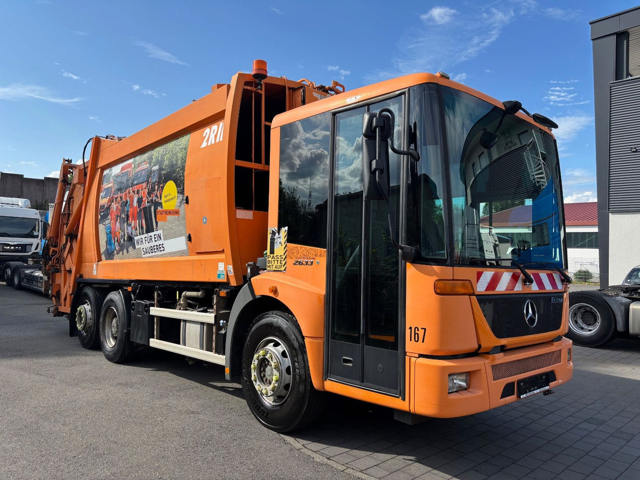 Mercedes-Benz Econic 2633 - Truk sampah: gambar 1 Mercedes-Benz Econic 2633 - Truk sampah: gambar 1