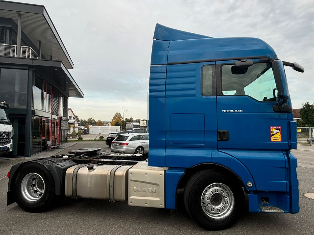MAN TGX 18.440 480 Retarder/2 Tanks MAN TGX 18.440 480 Retarder/2 Tanks - Tractor head: gambar 3 MAN TGX 18.440 480 Retarder/2 Tanks MAN TGX 18.440 480 Retarder/2 Tanks - Tractor head: gambar 3