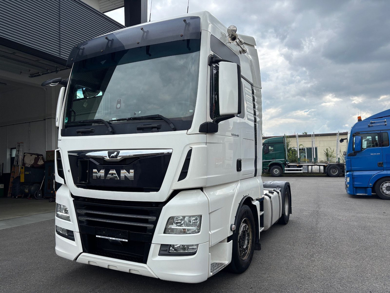 MAN TGX 18.460 XXL/Retader/2xTank/NAVI/TÜV - Tractor head: gambar 1 MAN TGX 18.460 XXL/Retader/2xTank/NAVI/TÜV - Tractor head: gambar 1
