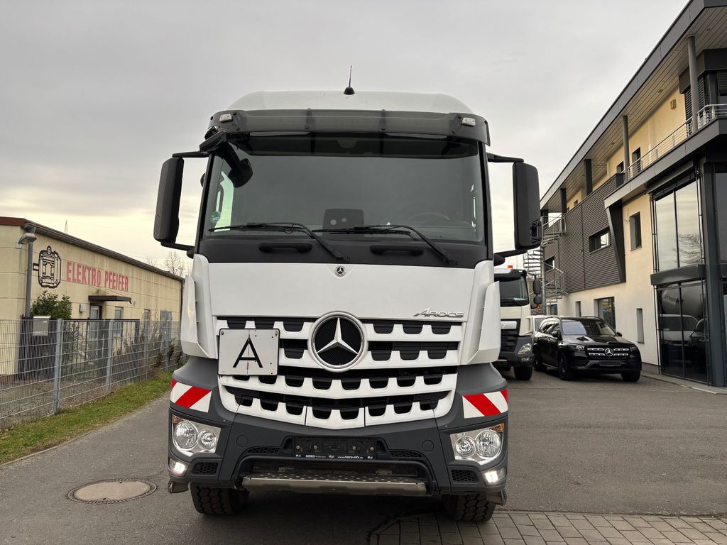 Mercedes-Benz 1845 4x4/Retarder/Kipphydraulik - Tractor head: gambar 2 Mercedes-Benz 1845 4x4/Retarder/Kipphydraulik - Tractor head: gambar 2