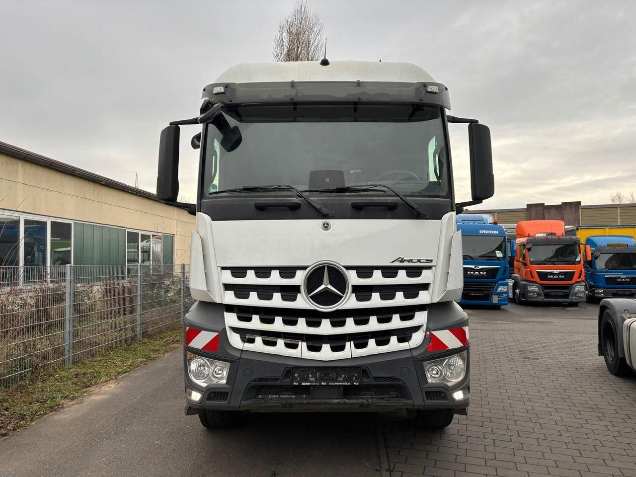 Mercedes-Benz MP V 1845 4x4/Retarder/Kipphydraulik - Tractor head: gambar 4 Mercedes-Benz MP V 1845 4x4/Retarder/Kipphydraulik - Tractor head: gambar 4
