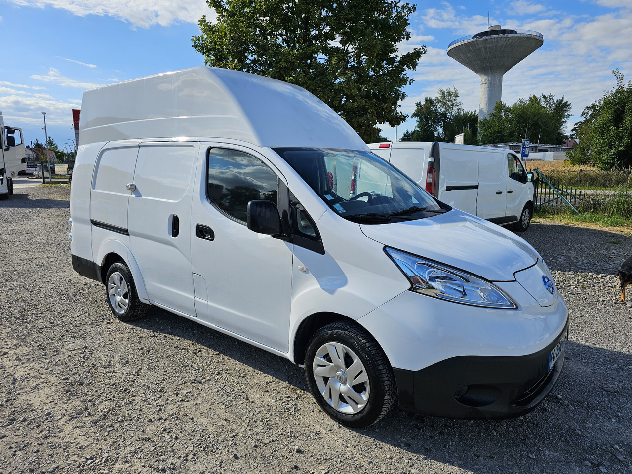 NISSAN E-NV200 ELEKTRYCZNY 40 KV 250 km klima kamera - Van kecil, Van listrik: gambar 1 NISSAN E-NV200 ELEKTRYCZNY 40 KV 250 km klima kamera - Van kecil, Van listrik: gambar 1