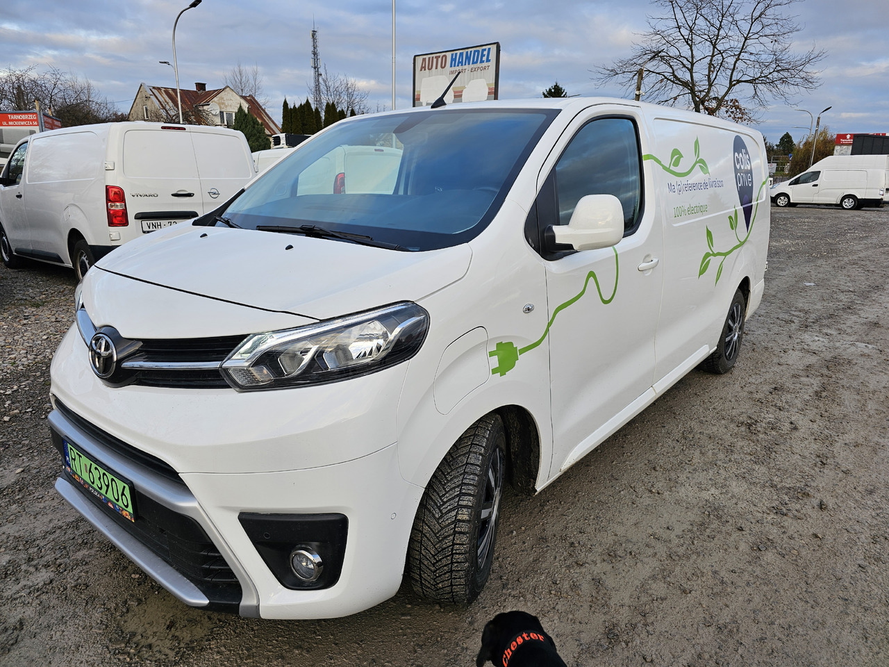 TOYOTA PROACE LONG ELECTRIC 75 KWH KLIMA NAVI KAMERA - Van kecil, Van listrik: gambar 1 TOYOTA PROACE LONG ELECTRIC 75 KWH KLIMA NAVI KAMERA - Van kecil, Van listrik: gambar 1
