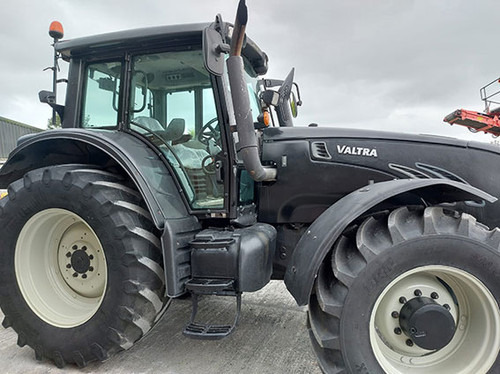 2012 Valtra T132 - Traktor: gambar 4 2012 Valtra T132 - Traktor: gambar 4
