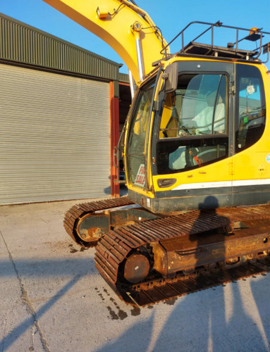 Hyundai R140LC-9A - Ekskavator perayap: gambar 2 Hyundai R140LC-9A - Ekskavator perayap: gambar 2