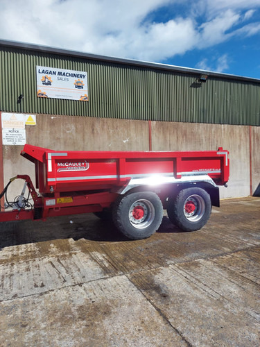 McCauley Dump Trailer - Trailer jungkit: gambar 1 McCauley Dump Trailer - Trailer jungkit: gambar 1