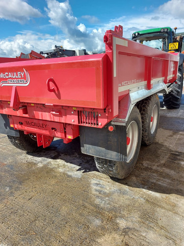 McCauley Dump Trailer - Trailer jungkit: gambar 3 McCauley Dump Trailer - Trailer jungkit: gambar 3
