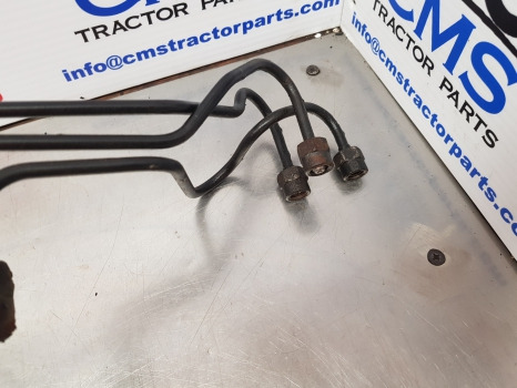 Case 5140, 5150, 5240, Fuel Injector Line Set, Pipes J909438, J903486, J903487, - Sistem bahan bakar: gambar 5 Case 5140, 5150, 5240, Fuel Injector Line Set, Pipes J909438, J903486, J903487, - Sistem bahan bakar: gambar 5