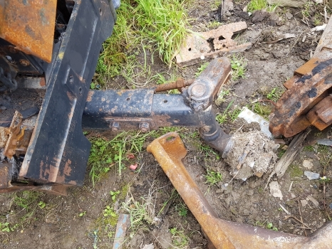 Case International 795xl, 895xl 2wd Front Axle Complete - As roda depan untuk Peralatan pertanian: gambar 3 Case International 795xl, 895xl 2wd Front Axle Complete - As roda depan untuk Peralatan pertanian: gambar 3