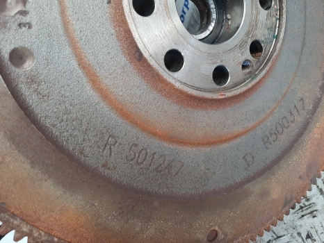 Claas Ares 800 Series 815 - 836 4wd Engine Flywheel 7700050637, R500317, R501411 - Roda gila untuk Traktor: gambar 3 Claas Ares 800 Series 815 - 836 4wd Engine Flywheel 7700050637, R500317, R501411 - Roda gila untuk Traktor: gambar 3
