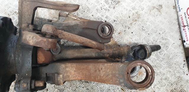 Claas Ares 826, 836 Front Axle Lhs Hub Assy 6000105446, 6000105497, 6000103811 - Hub roda untuk Traktor: gambar 4 Claas Ares 826, 836 Front Axle Lhs Hub Assy 6000105446, 6000105497, 6000103811 - Hub roda untuk Traktor: gambar 4