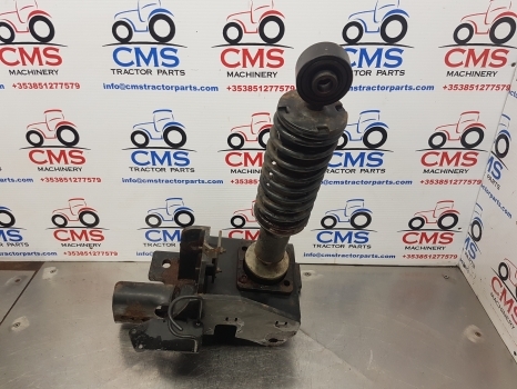 Claas Arion 640, 600, 500 Cab Back Suspension Support Assy Rhs 0021500984 - Suspensi kabin untuk Peralatan pertanian: gambar 5 Claas Arion 640, 600, 500 Cab Back Suspension Support Assy Rhs 0021500984 - Suspensi kabin untuk Peralatan pertanian: gambar 5
