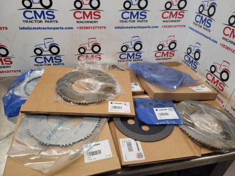 Claas Arion 640 Carraro 20.25 Si Front Axle Brake Plate Kit 64212, 0011469130 - Cakram rem: gambar 1 Claas Arion 640 Carraro 20.25 Si Front Axle Brake Plate Kit 64212, 0011469130 - Cakram rem: gambar 1