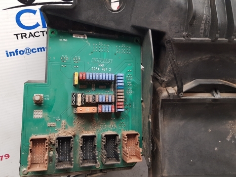 Claas Arion Axion Series Ecu, Fuse Box Kit 26134830, 22347672, 0026134830 - Sekring untuk Traktor: gambar 4 Claas Arion Axion Series Ecu, Fuse Box Kit 26134830, 22347672, 0026134830 - Sekring untuk Traktor: gambar 4