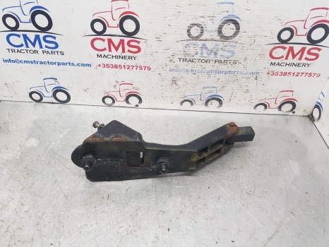 Pintu dan bagian untuk Traktor Claas Axos 310, 320, 330, 340 Parts Cab Door Hinge Lhs Top 0011377540; 11377540: gambar 8