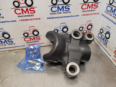 Claas Case Mccormick Carraro Si Front Axle Swivel Housing Lhs 11659, 066656 - As roda depan: gambar 1 Claas Case Mccormick Carraro Si Front Axle Swivel Housing Lhs 11659, 066656 - As roda depan: gambar 1