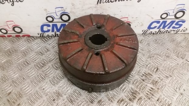 David Brown 1200, 1390, 1394,1290, 1294, 990, 995 Brake Drum K917989, 920433 - Tromol rem untuk Traktor: gambar 1 David Brown 1200, 1390, 1394,1290, 1294, 990, 995 Brake Drum K917989, 920433 - Tromol rem untuk Traktor: gambar 1