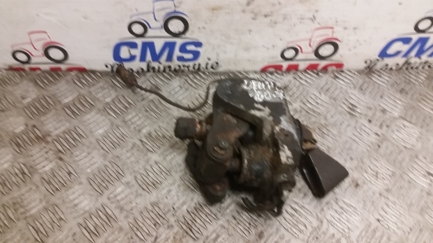 Deutz Agrotron 150 Mk3 Brake Actuator Slave Cylinder 044236310 - Silinder rem untuk Traktor: gambar 1 Deutz Agrotron 150 Mk3 Brake Actuator Slave Cylinder 044236310 - Silinder rem untuk Traktor: gambar 1
