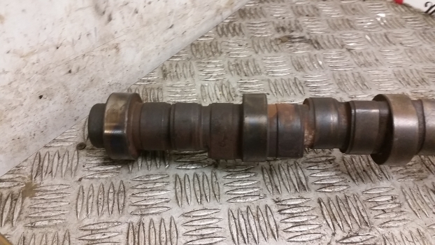 Deutz Agrotron 6.15 Engine Camshaft And Gear 04801688 - Camshaft untuk Traktor: gambar 3 Deutz Agrotron 6.15 Engine Camshaft And Gear 04801688 - Camshaft untuk Traktor: gambar 3