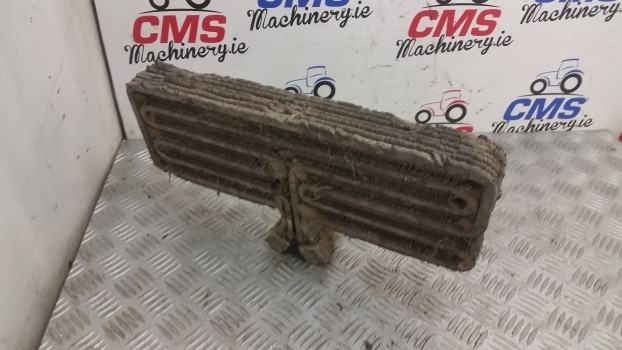 Deutz Dx Cab Heater Radiator. Please Check By Photos. - Pemanasan/ Ventilasi untuk Traktor: gambar 2 Deutz Dx Cab Heater Radiator. Please Check By Photos. - Pemanasan/ Ventilasi untuk Traktor: gambar 2