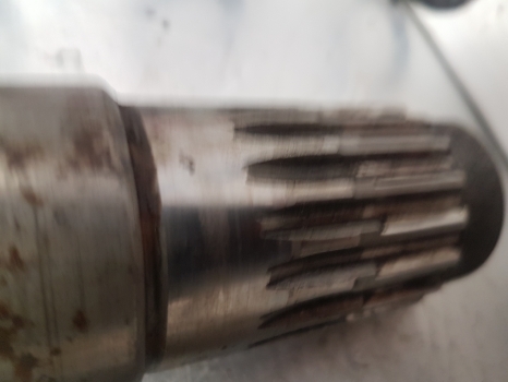Deutz Dx Series Dx110, Dx120. Dx90, Dx145, Dx85 Transmission Shaft 04344616 - Penularan untuk Traktor: gambar 3 Deutz Dx Series Dx110, Dx120. Dx90, Dx145, Dx85 Transmission Shaft 04344616 - Penularan untuk Traktor: gambar 3