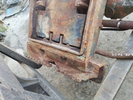 Deutz Dx140as, Dx140 As Front Axle Bracket Support - As roda depan untuk Traktor: gambar 3 Deutz Dx140as, Dx140 As Front Axle Bracket Support - As roda depan untuk Traktor: gambar 3
