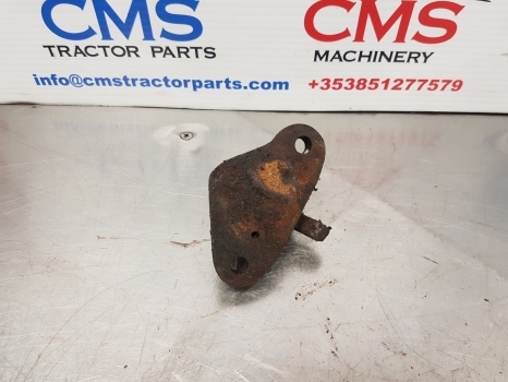 Deutz Dxbis110, Dx120, Dx90 Differential Support Lever 02383832, 02383836 - As roda belakang untuk Traktor: gambar 3 Deutz Dxbis110, Dx120, Dx90 Differential Support Lever 02383832, 02383836 - As roda belakang untuk Traktor: gambar 3