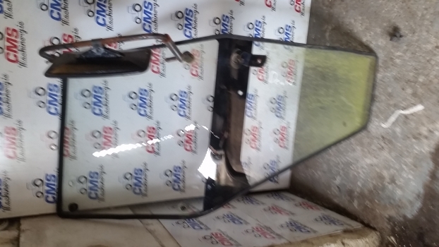 Deutz Fahr Dx Series Cab Door Right Assembly With Mirror And Bracket. - Pintu dan bagian untuk Traktor: gambar 1 Deutz Fahr Dx Series Cab Door Right Assembly With Mirror And Bracket. - Pintu dan bagian untuk Traktor: gambar 1