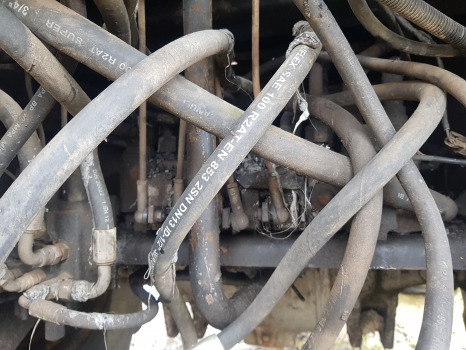 Fermec 860 Backhoe Hydraulic Control Valve Control Valve - Hidrolika: gambar 1 Fermec 860 Backhoe Hydraulic Control Valve Control Valve - Hidrolika: gambar 1