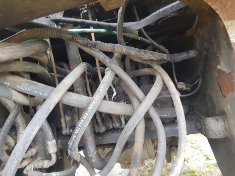 Fermec 860 Backhoe Hydraulic Control Valve Control Valve - Hidrolika: gambar 3 Fermec 860 Backhoe Hydraulic Control Valve Control Valve - Hidrolika: gambar 3