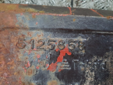 Fiat 90-90 Dt Rear Half Axle Complete 5125858, 5123251, 4998832, 4998833 - As roda belakang: gambar 4 Fiat 90-90 Dt Rear Half Axle Complete 5125858, 5123251, 4998832, 4998833 - As roda belakang: gambar 4