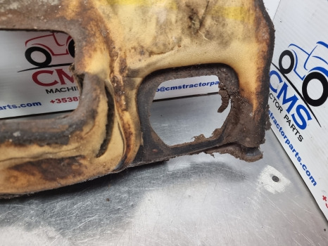 Fiat F140, F120, F130, F Series, Cab Interior Panel, Insulator 5155555 - Kabin dan interior: gambar 5 Fiat F140, F120, F130, F Series, Cab Interior Panel, Insulator 5155555 - Kabin dan interior: gambar 5
