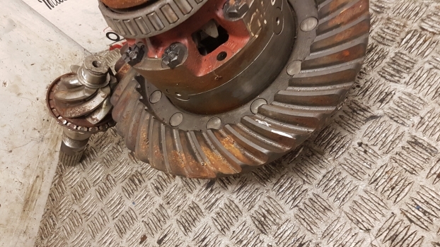 Ford 10, 100, 600 Rear Bevel Gear Differential E0nn4209ca, E0nn4610da, 83927041 - Gigi diferensial untuk Traktor: gambar 2 Ford 10, 100, 600 Rear Bevel Gear Differential E0nn4209ca, E0nn4610da, 83927041 - Gigi diferensial untuk Traktor: gambar 2