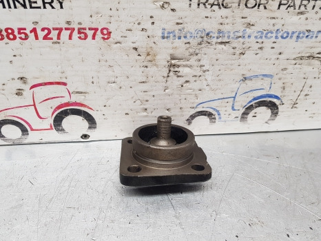 Ford 10, 40 Series 7610 Fwd Drop Box Plate Car125000, Car120878, 83962768 - As roda depan: gambar 1 Ford 10, 40 Series 7610 Fwd Drop Box Plate Car125000, Car120878, 83962768 - As roda depan: gambar 1