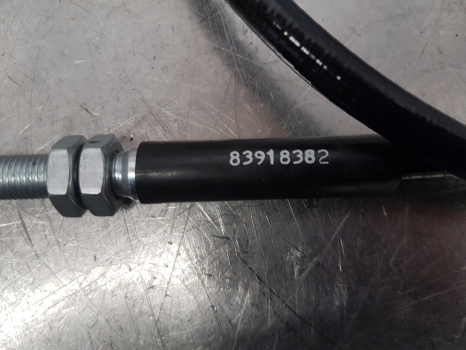 Ford 10, 600, 700 Series, 7710, 7810 Hand Brake Cable 83918382, D5nn2853a - Bagian Rem untuk Traktor: gambar 5 Ford 10, 600, 700 Series, 7710, 7810 Hand Brake Cable 83918382, D5nn2853a - Bagian Rem untuk Traktor: gambar 5