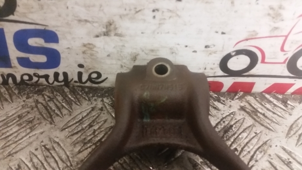 Ford 2600, 3600, 2000 Rear Axle Differential Lock Fork C5nn4n053a, C7nn7n515 - Gigi diferensial untuk Traktor: gambar 2 Ford 2600, 3600, 2000 Rear Axle Differential Lock Fork C5nn4n053a, C7nn7n515 - Gigi diferensial untuk Traktor: gambar 2