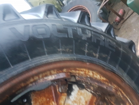 Ford 30, Tw, 40 Series Tw15, 8530, Tw20 Rear Adjustable Wheel Ant Tyre 18.4r38 - Roda untuk Traktor: gambar 3 Ford 30, Tw, 40 Series Tw15, 8530, Tw20 Rear Adjustable Wheel Ant Tyre 18.4r38 - Roda untuk Traktor: gambar 3