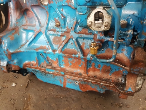 Mesin untuk Peralatan pertanian Ford 6610, 5610, 6710 Engine Complete For Parts Only, Broken Block. E1nn6015ca: gambar 8
