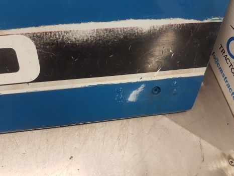 Ford 7600 Rhs Bonnet Hood Panel C7nn16625e, E9nn16a724aa, D5nn16a724b - Kerudung untuk Traktor: gambar 5 Ford 7600 Rhs Bonnet Hood Panel C7nn16625e, E9nn16a724aa, D5nn16a724b - Kerudung untuk Traktor: gambar 5