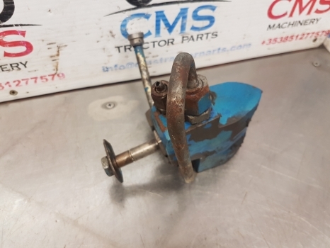 Ford 7840 Rear Differential Actuator Coupling F0nn2n456ae, F0nn2n456af, 82014572 - Gigi diferensial untuk Traktor: gambar 1 Ford 7840 Rear Differential Actuator Coupling F0nn2n456ae, F0nn2n456af, 82014572 - Gigi diferensial untuk Traktor: gambar 1