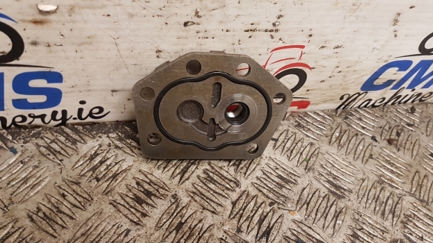 Ford 8340, 6640, 5640, 7740, 7840, 8240 Hydraulic Pump Plate - Pompa hidrolik untuk Traktor: gambar 1 Ford 8340, 6640, 5640, 7740, 7840, 8240 Hydraulic Pump Plate - Pompa hidrolik untuk Traktor: gambar 1
