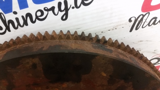 Ford New Holland 40, Ts, 7840 Engine Flywheel Assembly E9nn6375cb, 81866593 - Roda gila untuk Traktor: gambar 3 Ford New Holland 40, Ts, 7840 Engine Flywheel Assembly E9nn6375cb, 81866593 - Roda gila untuk Traktor: gambar 3