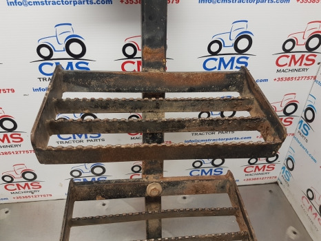 Ford New Holland 40, Ts Series, Ts110, 8340 Foot Step Lhs 82007896, 82007892 - Langkah kaki untuk Peralatan pertanian: gambar 4 Ford New Holland 40, Ts Series, Ts110, 8340 Foot Step Lhs 82007896, 82007892 - Langkah kaki untuk Peralatan pertanian: gambar 4