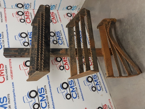 Ford New Holland 40, Ts ,ts110, 6640 Foot Step Assy Rhs 82008961,f0nn9420041bb - Langkah kaki untuk Peralatan pertanian: gambar 4 Ford New Holland 40, Ts ,ts110, 6640 Foot Step Assy Rhs 82008961,f0nn9420041bb - Langkah kaki untuk Peralatan pertanian: gambar 4
