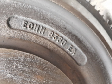 Ford New Holland 7740 Flywheel And Ring Gear E0nn6380ea, F1nn6375aa, F1nn6375aa - Roda gila: gambar 2 Ford New Holland 7740 Flywheel And Ring Gear E0nn6380ea, F1nn6375aa, F1nn6375aa - Roda gila: gambar 2