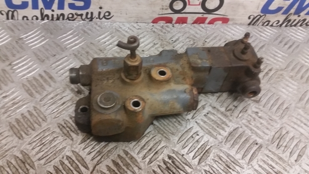 Ford New Holland 7840 40 And Ts Series Trailer Brake Valve 81874969, 1535108113 - Katup rem untuk Traktor: gambar 4 Ford New Holland 7840 40 And Ts Series Trailer Brake Valve 81874969, 1535108113 - Katup rem untuk Traktor: gambar 4