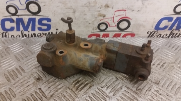 Ford New Holland 7840 40 And Ts Series Trailer Brake Valve 81874969, 1535108113 - Katup rem untuk Traktor: gambar 2 Ford New Holland 7840 40 And Ts Series Trailer Brake Valve 81874969, 1535108113 - Katup rem untuk Traktor: gambar 2