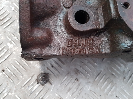 Ford Tw20, Tw30, 9700, Engine Head D9nn6090ca, D9nn6049gb, 87802116 - Kepala silinder untuk Traktor: gambar 5 Ford Tw20, Tw30, 9700, Engine Head D9nn6090ca, D9nn6049gb, 87802116 - Kepala silinder untuk Traktor: gambar 5